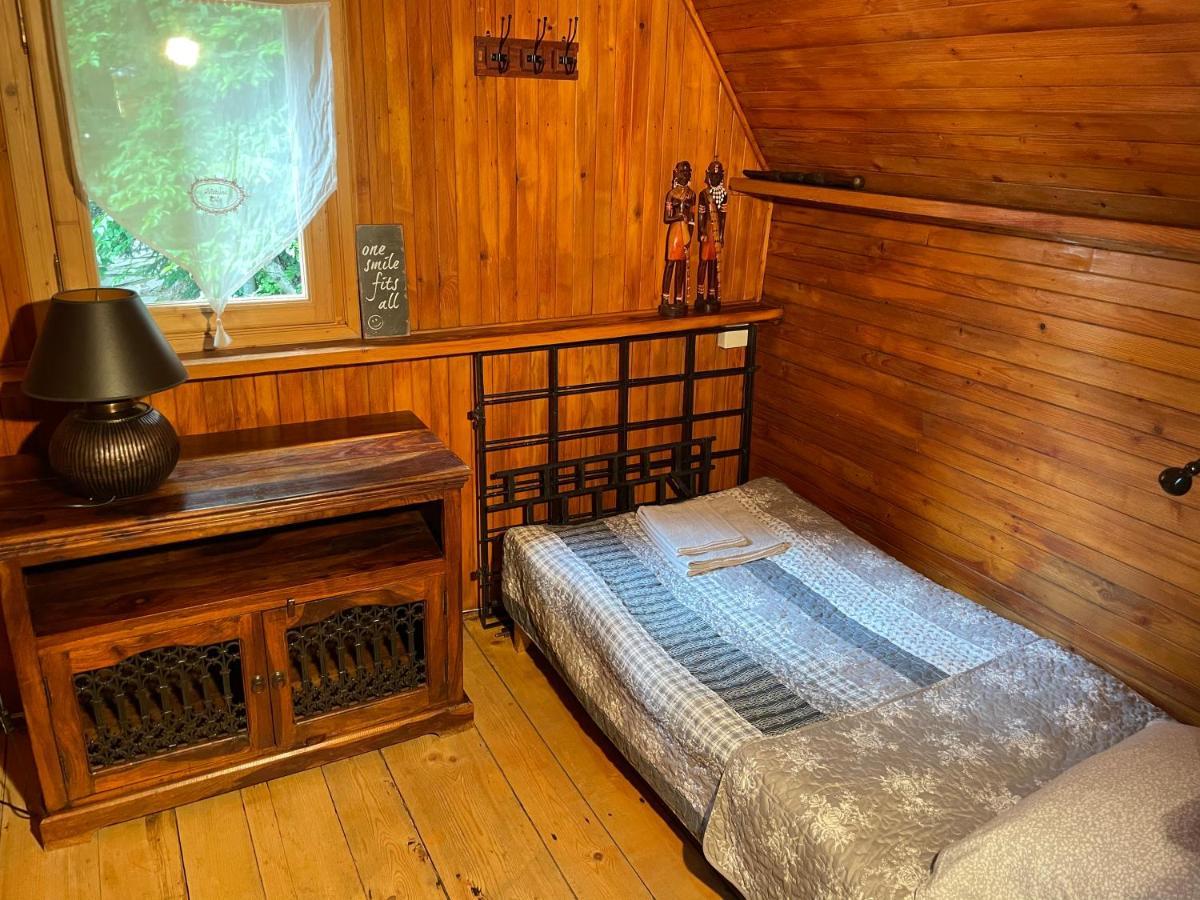 Roznow Domek Pod Zamkiem Luaran gambar